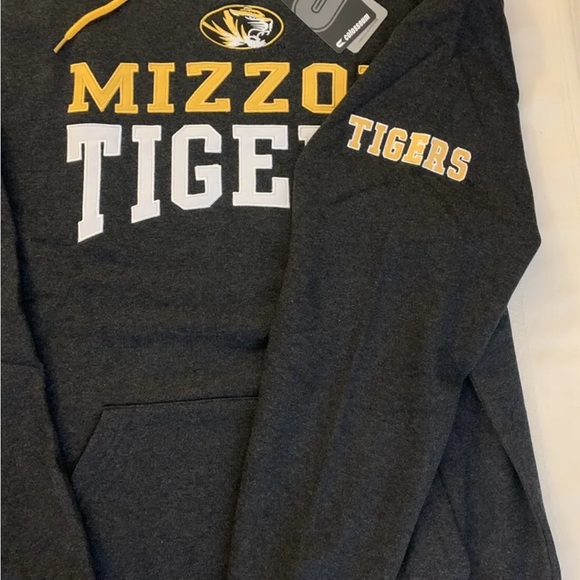 NWT Men's Colosseum Missouri Tigers Volume Hoodie (L) - Picture 3 of 5